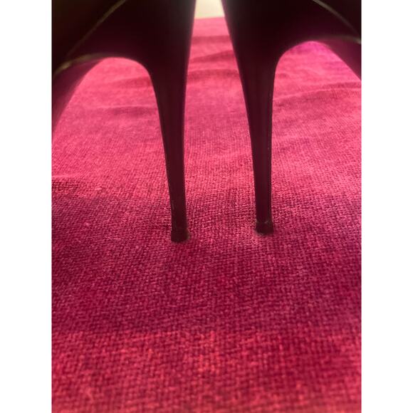 ALDO Black Leather Ankle Boots Size 6 Slim Heel SEXY Shoes - Picture 7 of 8